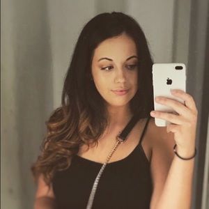 Meet your Posher, Allison